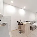 1 Bedroom Beautiful In * Žuljana