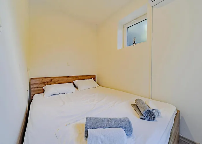 아파트 Amazing In With Wifi Žuljana